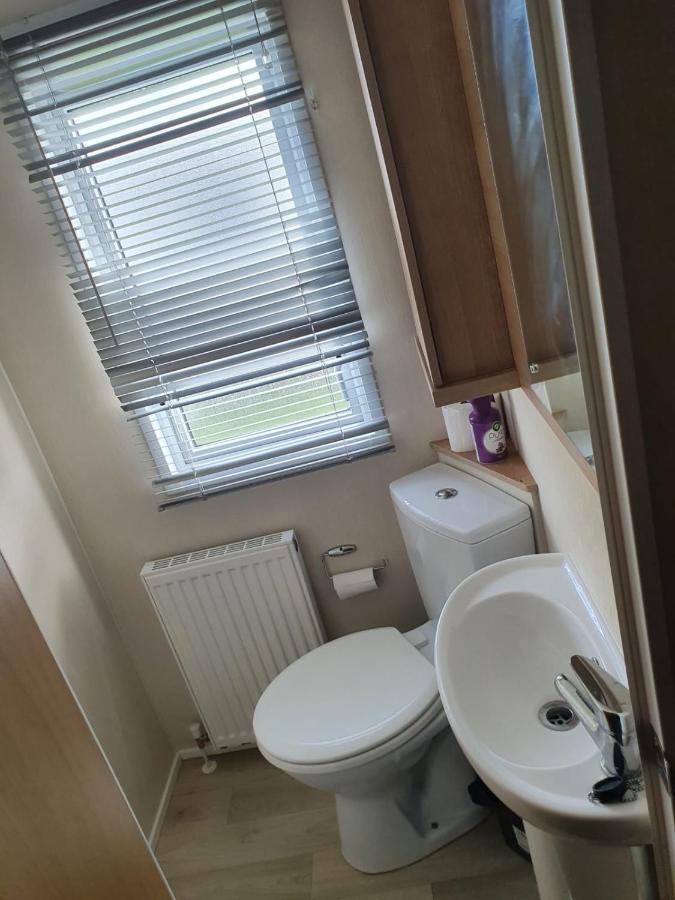 Stunning 3-Bed Caravan In Clacton-On-Sea Esterno foto